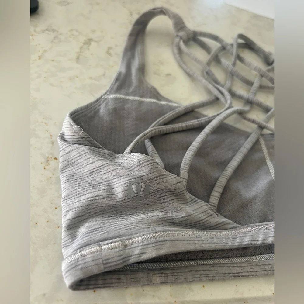 Lululemon Free To Be Bra (Wild) ~ size 8 - Picture 7 of 8